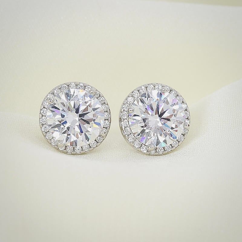 Effective Diamond Yeni 3 Karat Oval Gümüş Küpe
